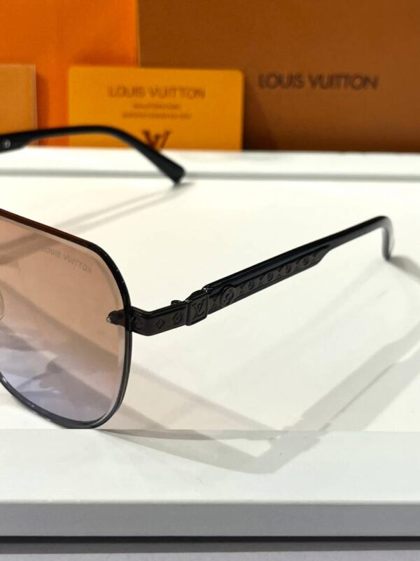 _Louis_vuitton_407 - Image 5