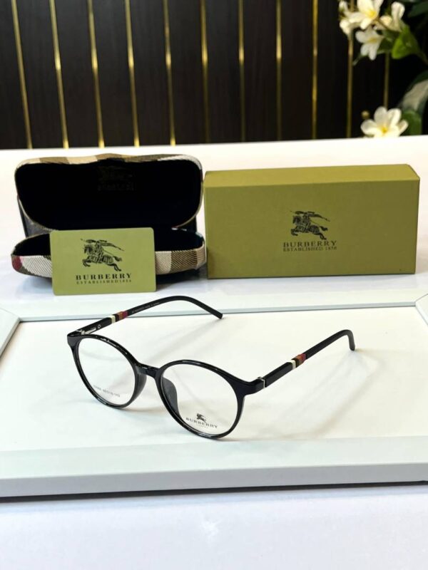 _Burberry_52005_frame