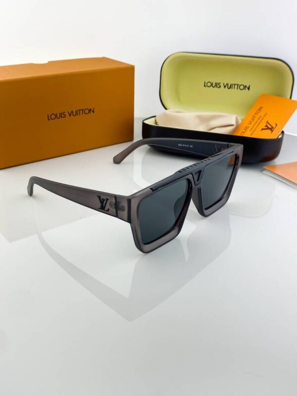 Louis_vuitton_grey black 1502