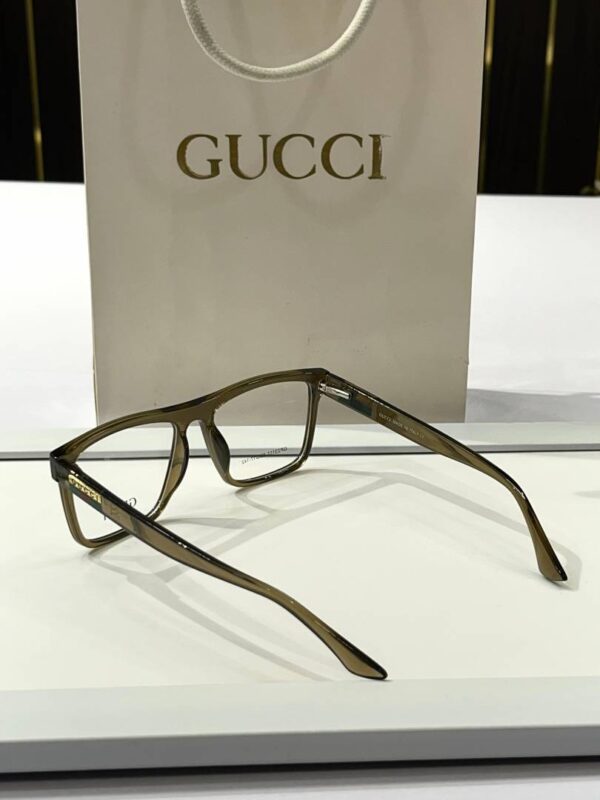 _Gucci_23117_frame