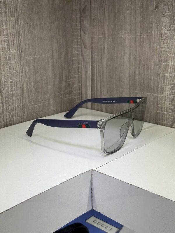 Gucc i GG0106 Sunglass - Image 3